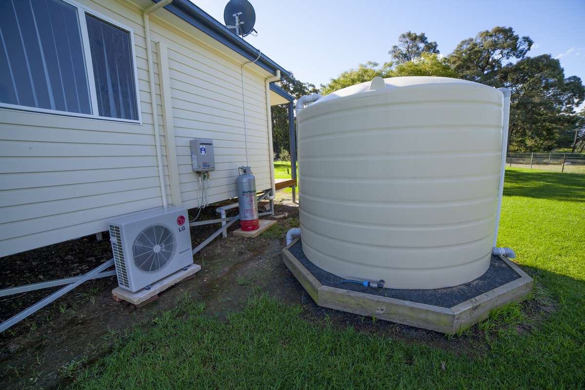 Tahmoor Farm Sydney Granny Flat Water Tank