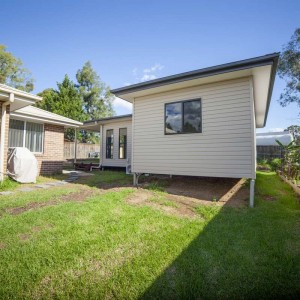 Tahmoor House Court Granny Flat Deck Exterior 2 Tahmoor House Court Granny Flat Deck Exterior 2