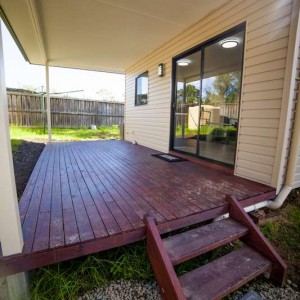 Tahmoor House Court Granny Flat Deck Tahmoor House Court Granny Flat Deck